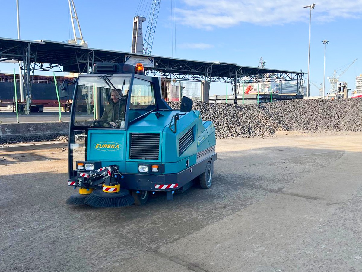 Piazzali esterni, terminal portuali e aree aeroportuali