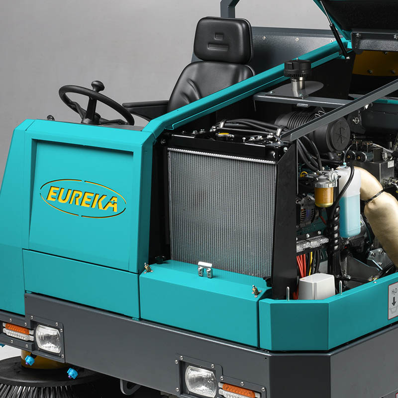 Eureka BULL 200 | Système de refroidissement moteur par radiateur frontal