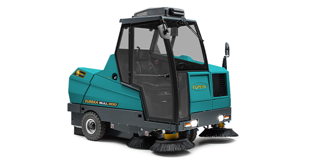 BULL 200 sweeper, ideal choice for large car parks