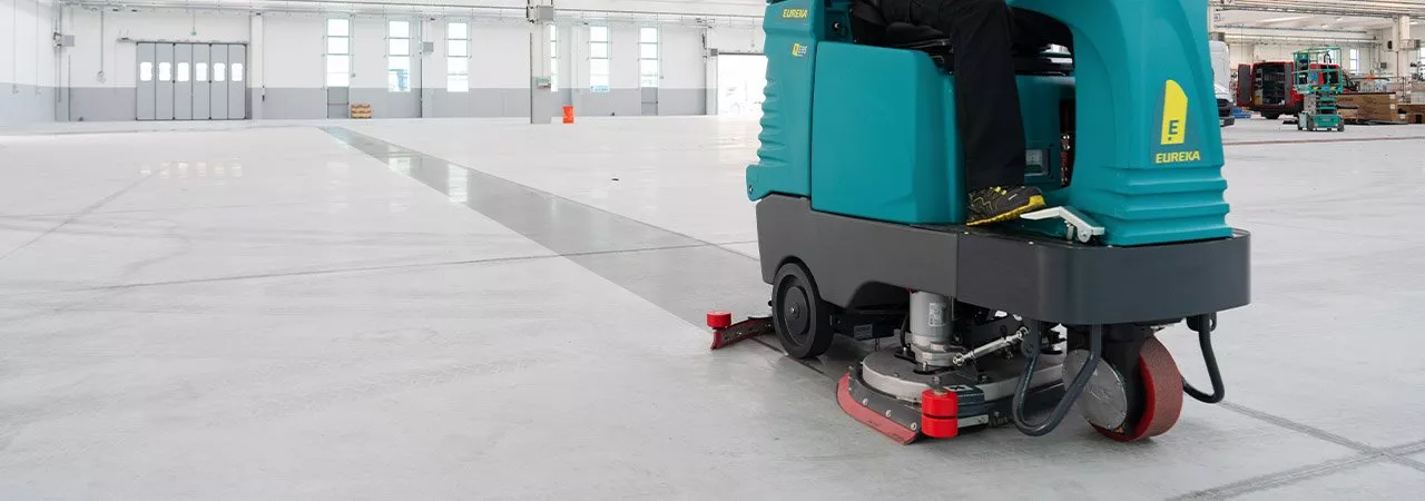 Lavasciuga per pulizia pavimento in cemento industriale