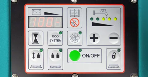 Lavapavimento industriale E100 con display semplice ed intuitivo