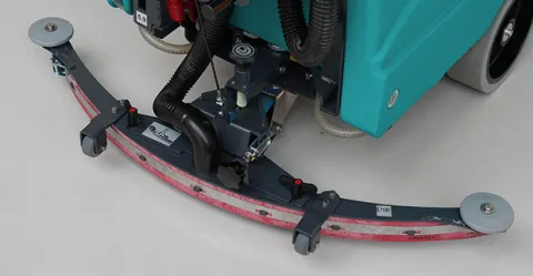 autolaveuse industrielle E71 avec raclette pour un séchage parfait