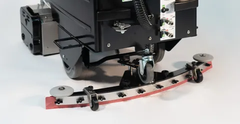 Puliscale EC52 con tergipavimento per funzione asciugatura