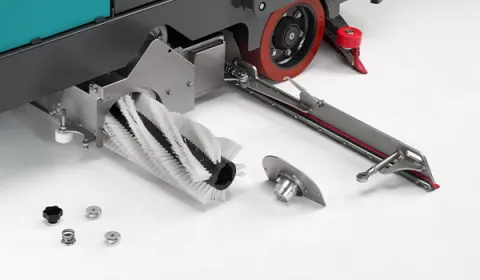 Easy-to-use and easy-to-maintain floor scrubber-dryers