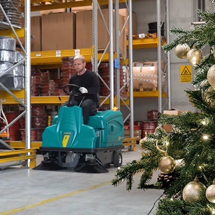 Deep cleaning before the holidays with Eureka Floor Cleaning Machines