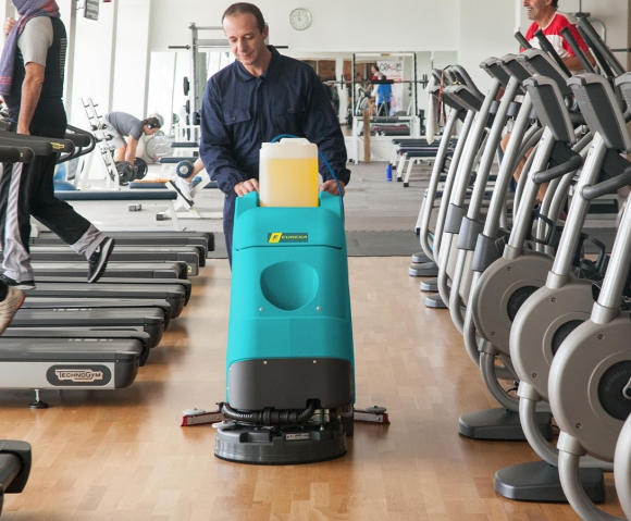 Industrial scrubber dryer E50 for gym cleaning
