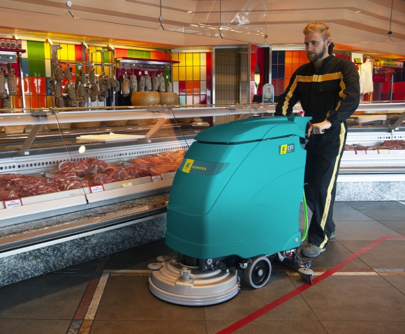 Industrial scrubber dryer E51 for store cleaning